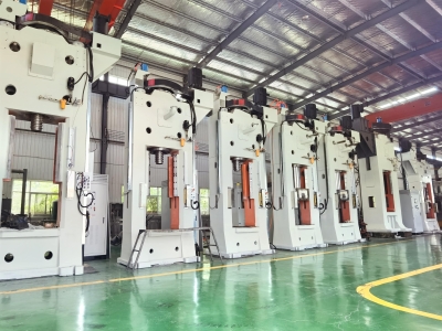 疫情不能現場考察想看電動螺旋壓力機怎么辦？進來我告訴你